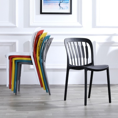 chaises salle a manger plastic chair modern chair in polypropylene cafe plastic chair