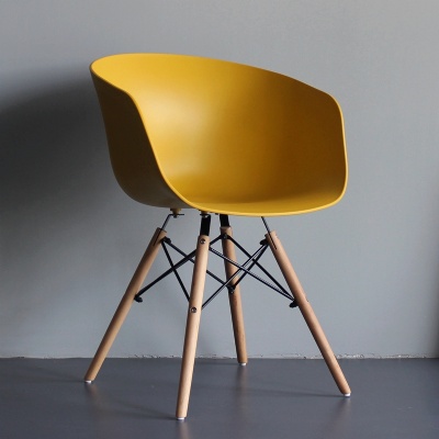 dinning arm chair plastic cafe chair with wooden leg