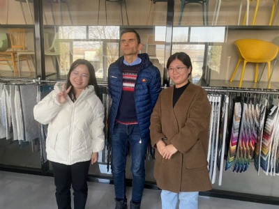 customer visiting